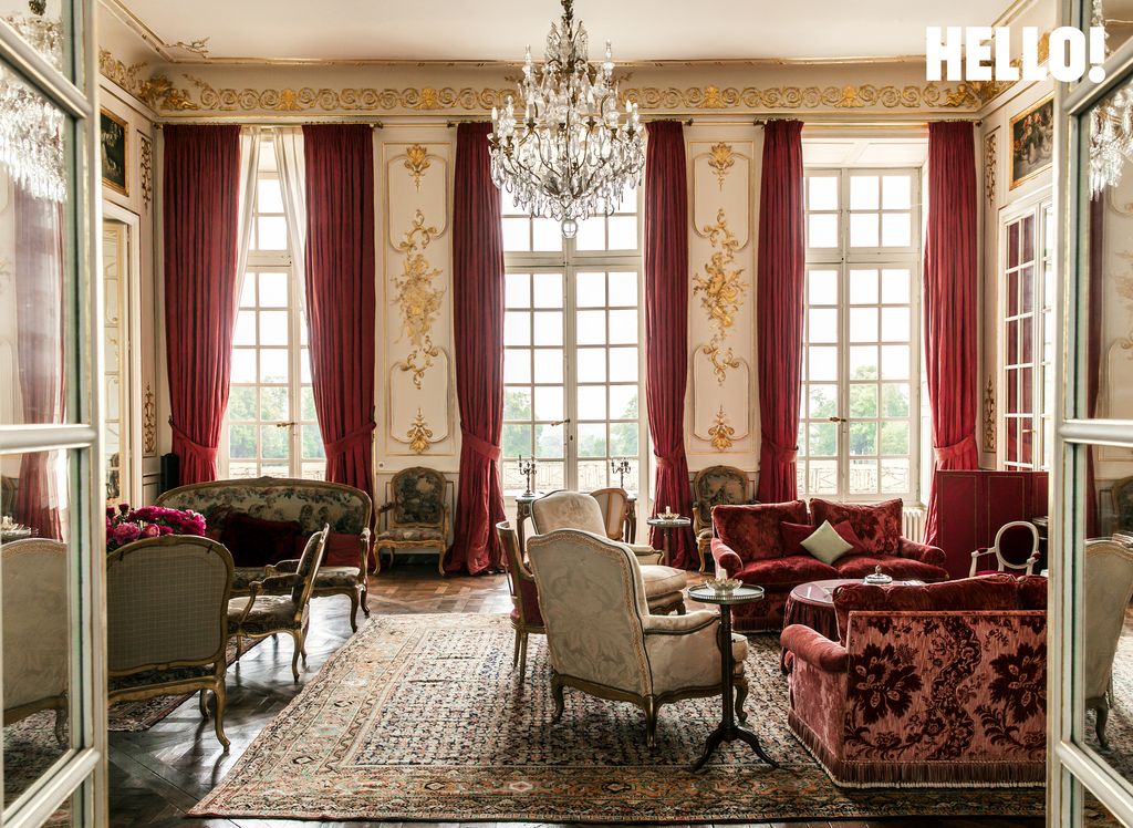 The grand living room in Château de Sourches