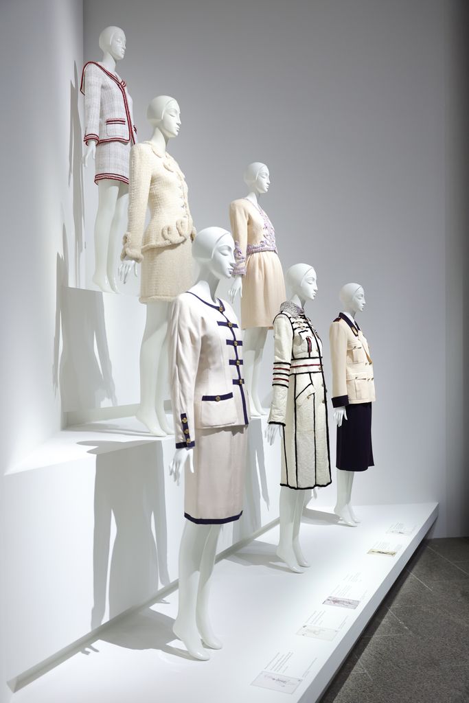 Karl Lagerfeld fashion exhibition Metropolitan Museum of Art