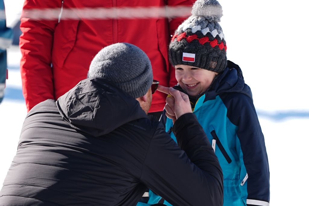 Harry makes little boy laugh