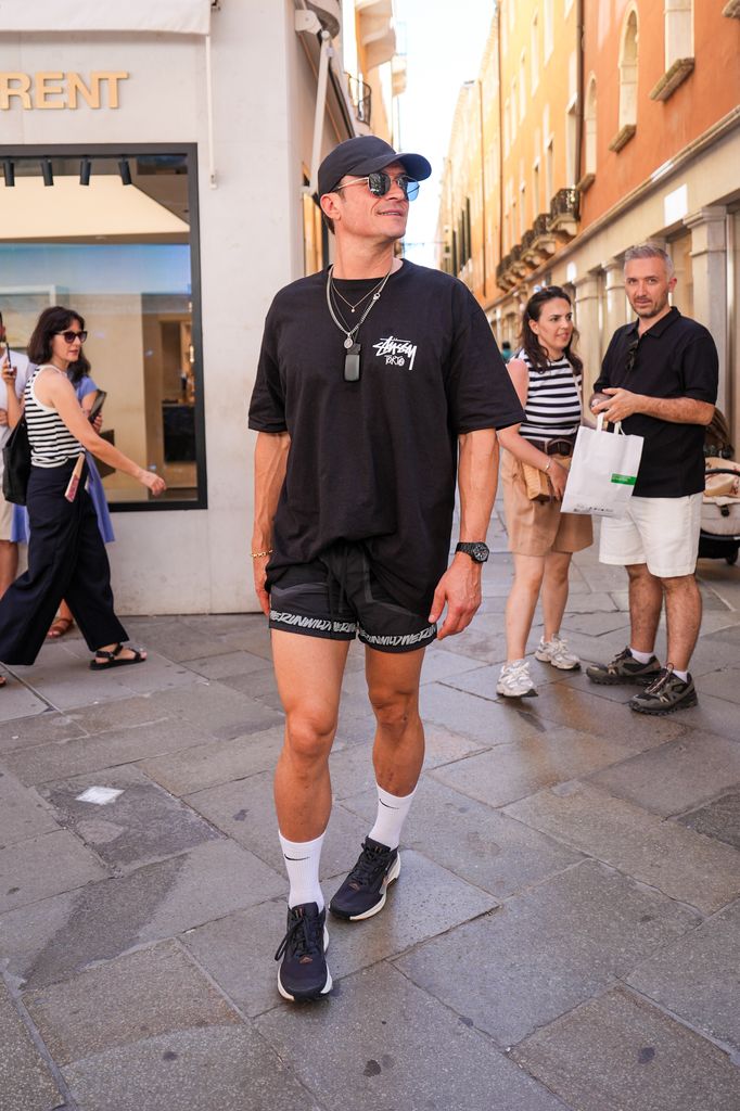 Orlando Bloom leaves the Harry's Bar