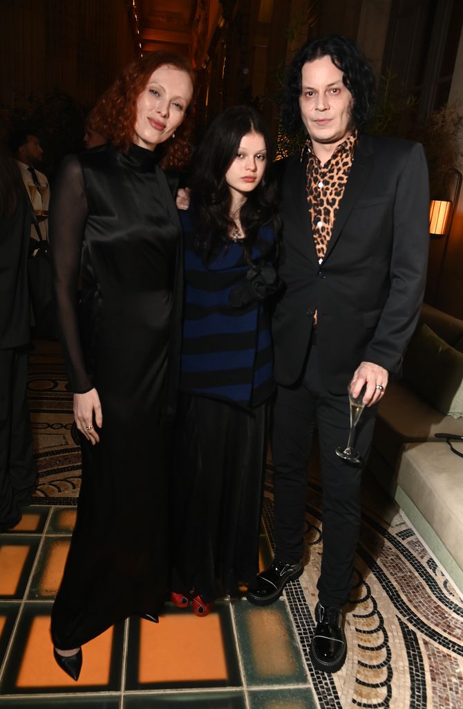 Karen Elson, Scarlett Teresa White and Jack White, October 3, 2025 in Paris, France.