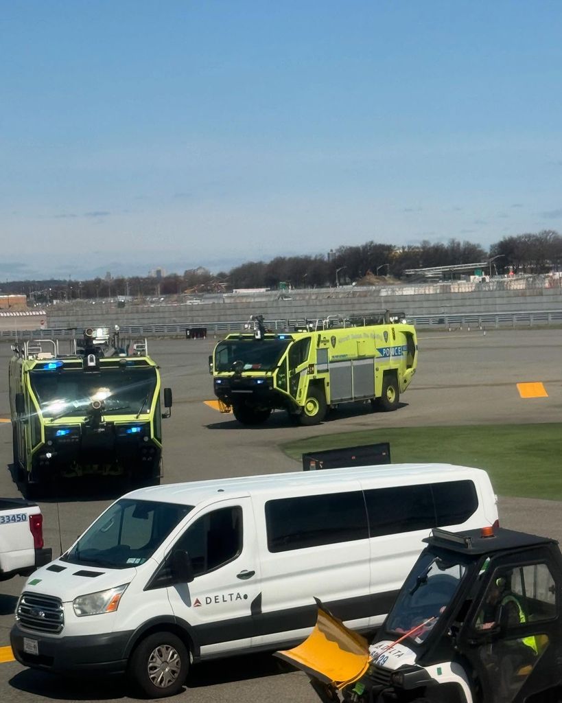 emergency vehicles at jfk airport