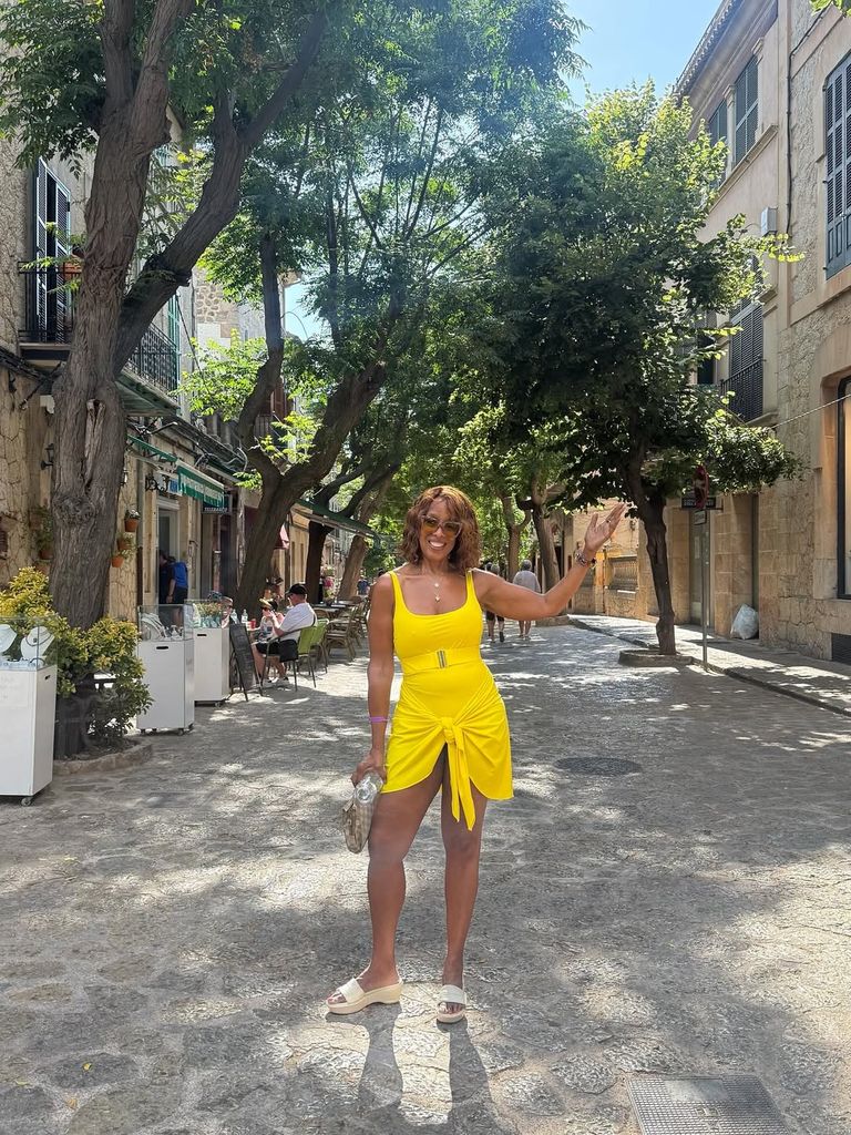 OprahDaily posted a picture of Gayle King in a gorgeous bathing suit