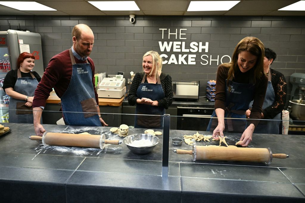 William and Kate make Welsh cakes     