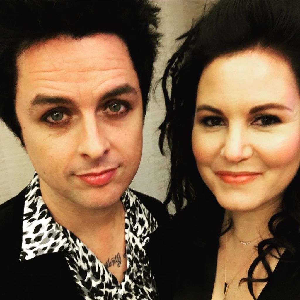 billie joe armstrong and wife adrienne selfie