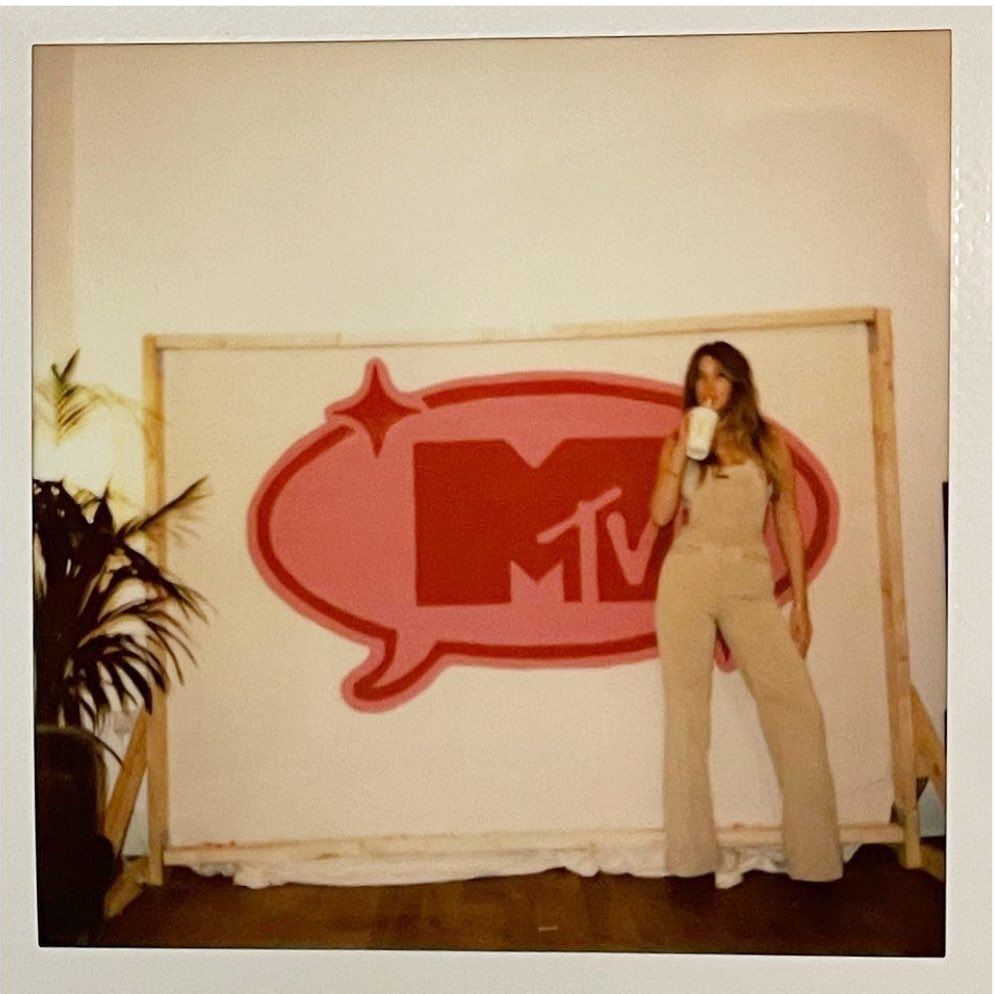 Kara with the piece she created for MTV