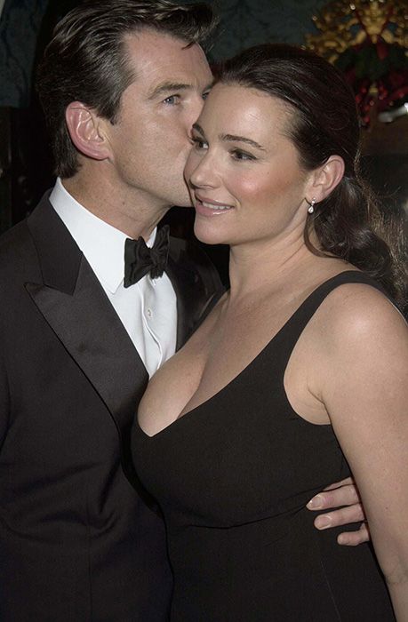 Pierce Brosnan And Wife Keelys Sweetest Pda Couple Moments Hello 