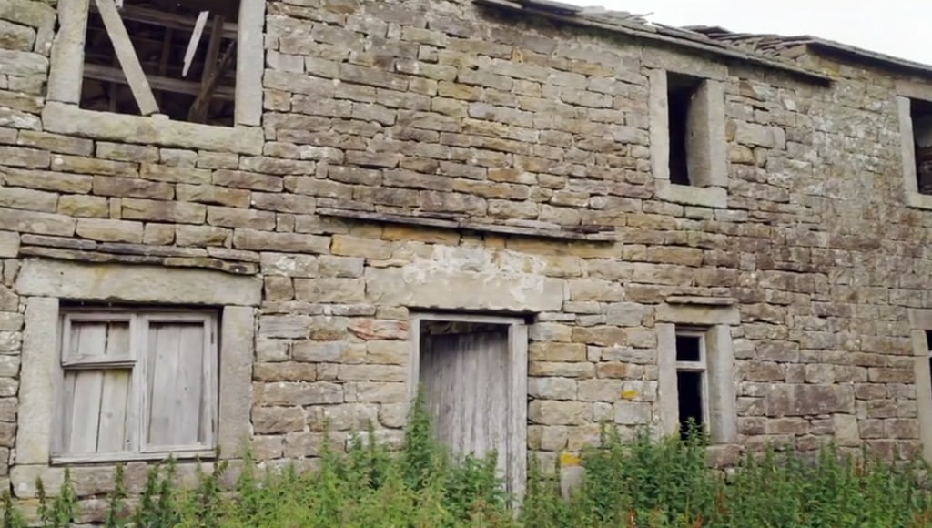 anty-johns-cottage-exterior