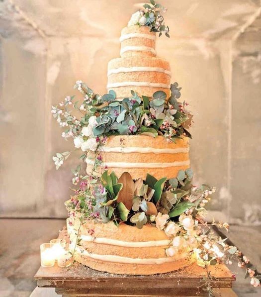 Chrissy Teigen wedding cake