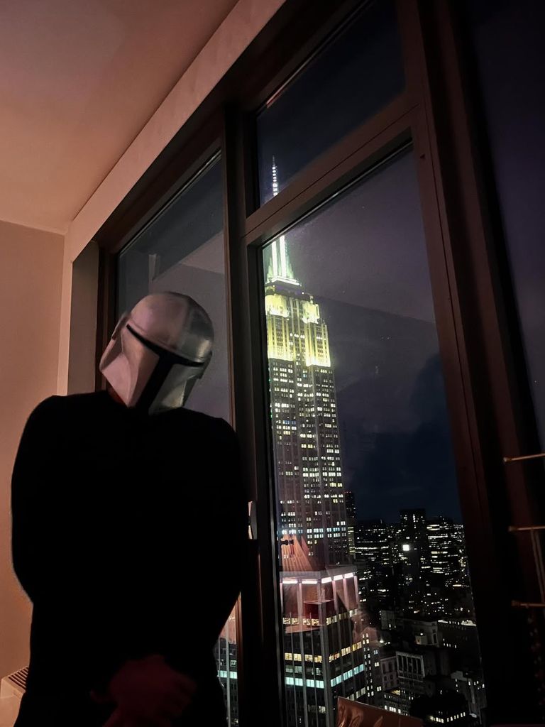 Joaquin Consuelos also posted a picture from inside his family home in NYC 