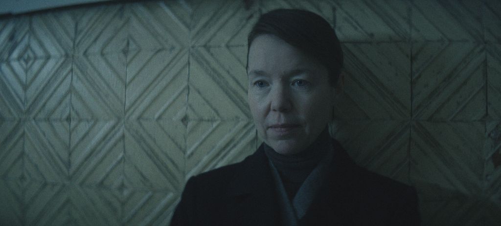 Anna Maxwell Martin in Star City