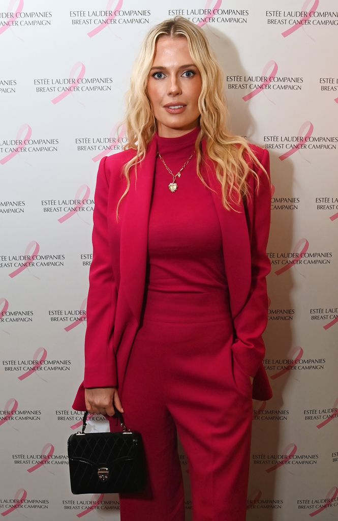 Lady Eliza Spencer posed in hot pink suit 