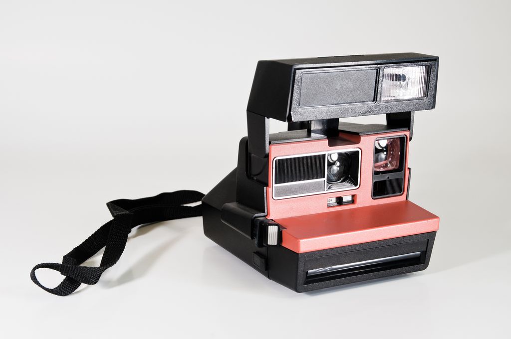 instant camera