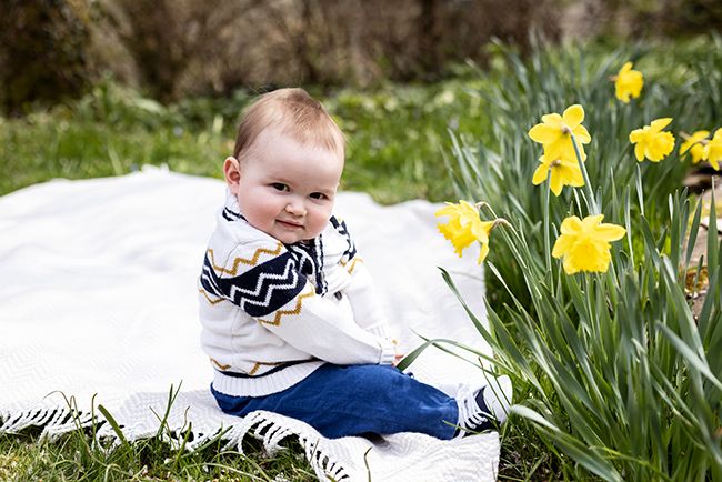 baby prince charles daffodils