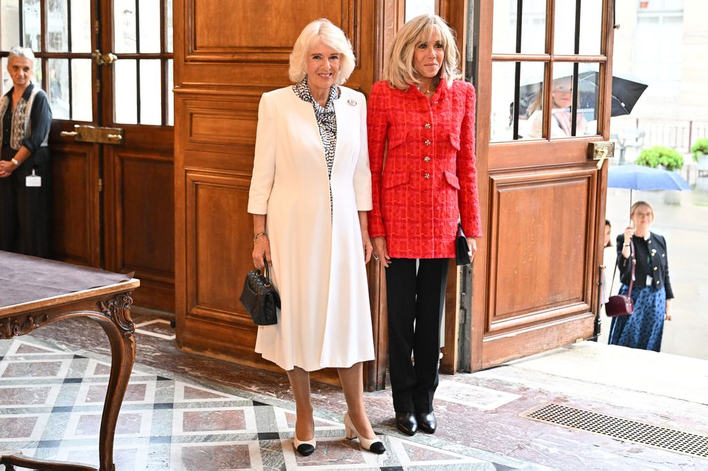  Brigitte Macron and Queen Camilla ahead of the launch of a new UK - France Literary Prize during a reception at the National Library on September 21, 2023