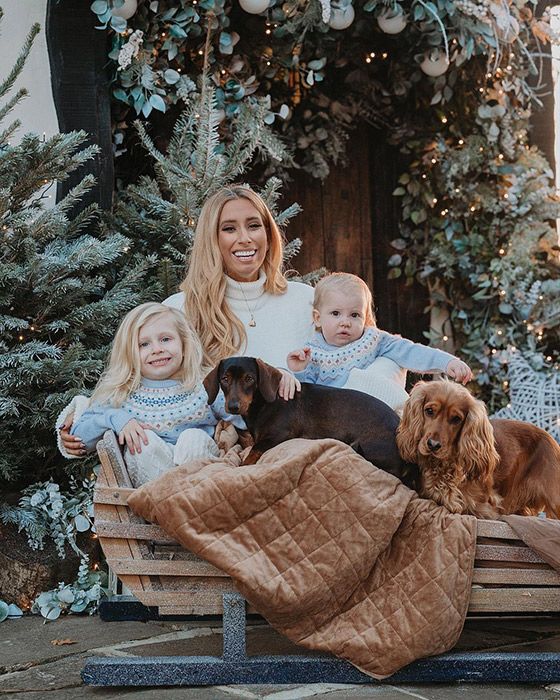 Stacey Solomon posing alongside her youngest children, Rose and Rex