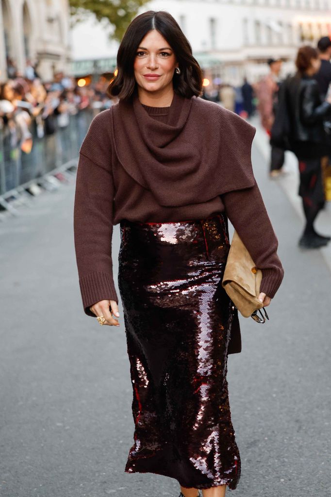 Street style sequin skirt