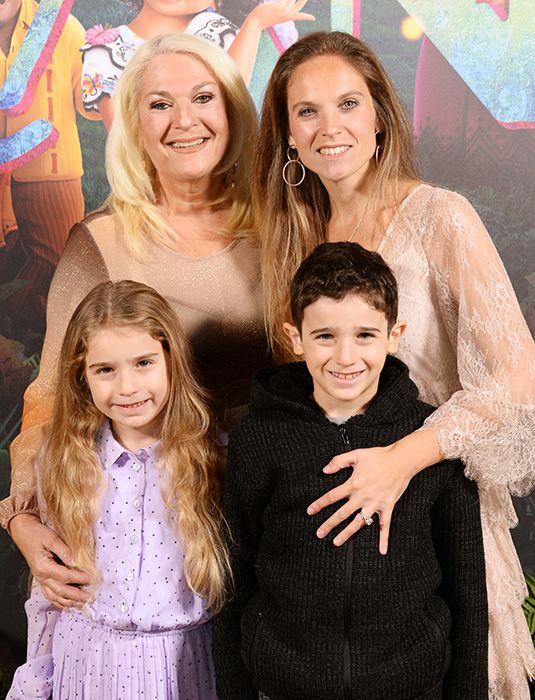Vanessa Feltzs daughter Allegra with grandchildren