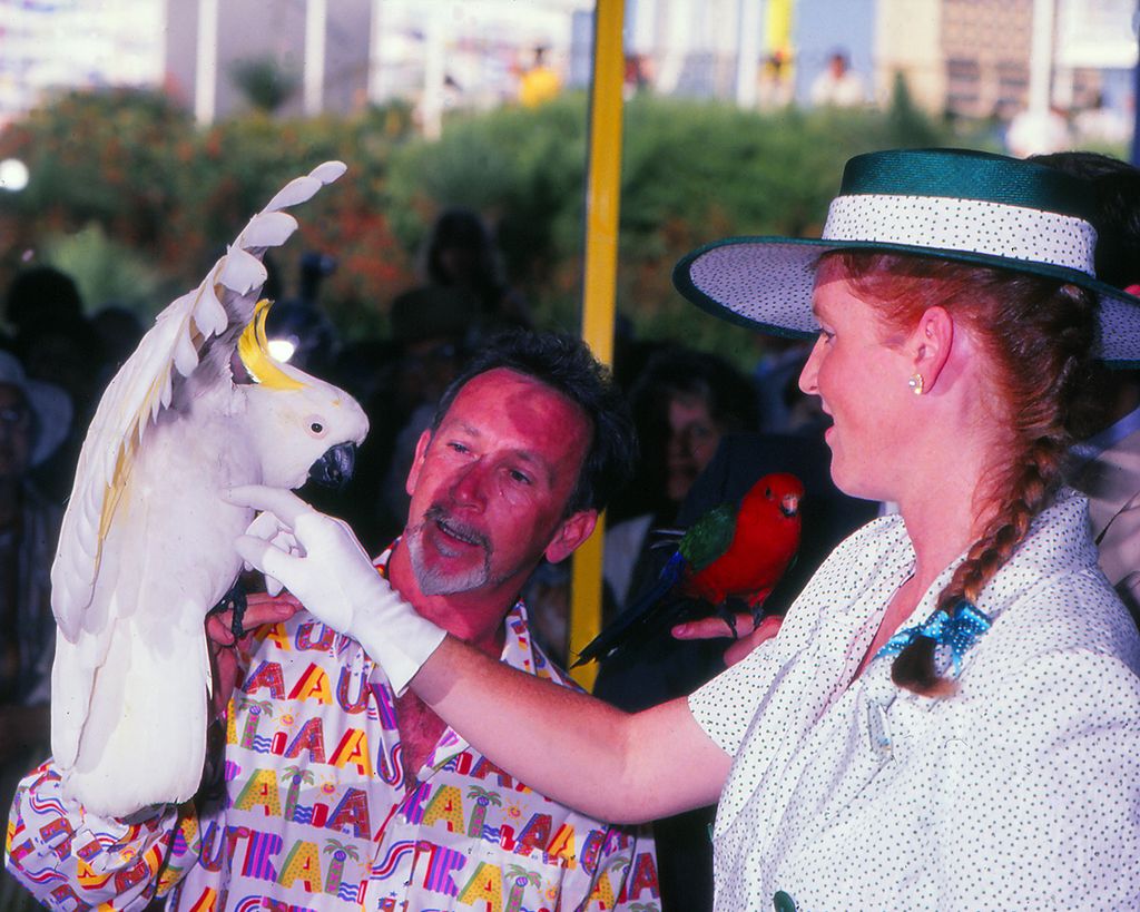 sarah ferguson with parrot in 1988