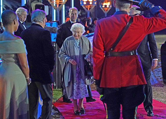 the queen attends gallop through history