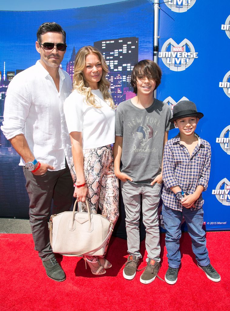 Leann rimes' towering teenage stepsons with husband eddie cibrian