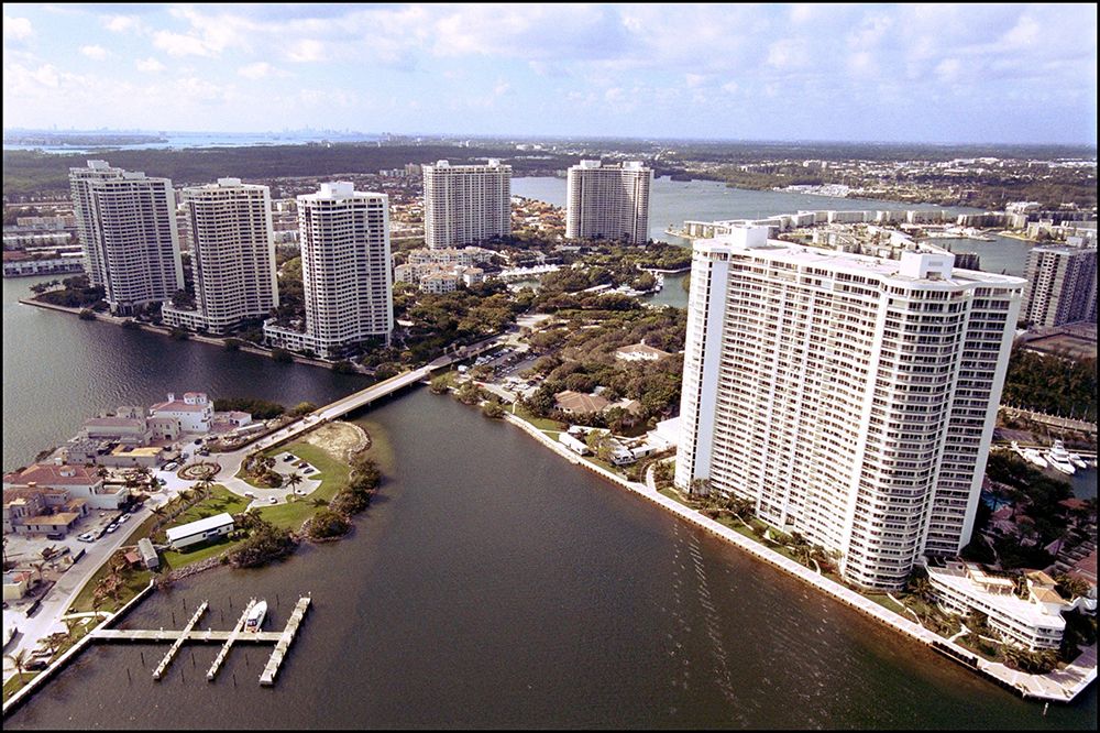 An aerial shot of Williams Island