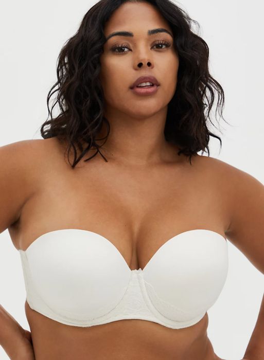 Best bridal bras to wear under your wedding dress in 2022: Top reviews for  backless, strapless & more