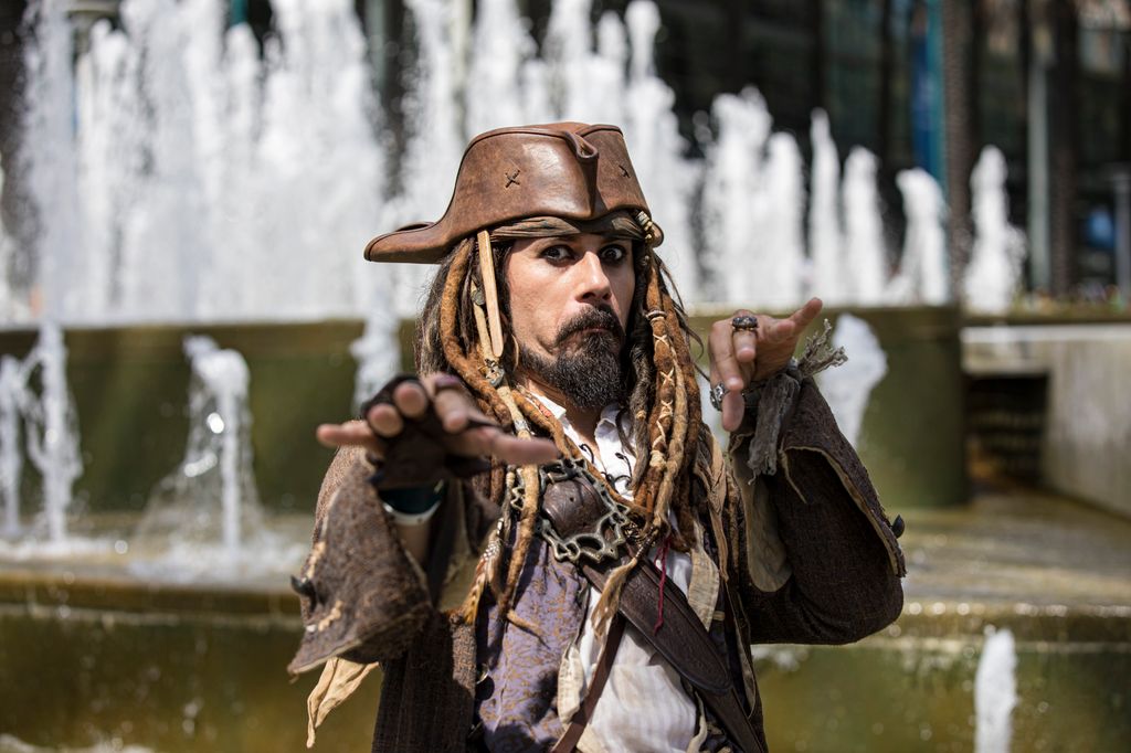 Johnny as swashbuckling pirate, Captain Jack Sparrow