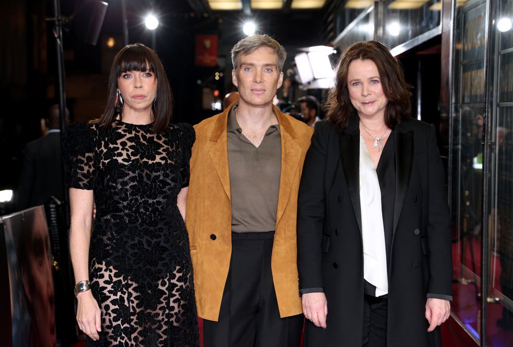 Cillian bergabung dengan lawan mainnya Emily Watson dan Eileen Walsh