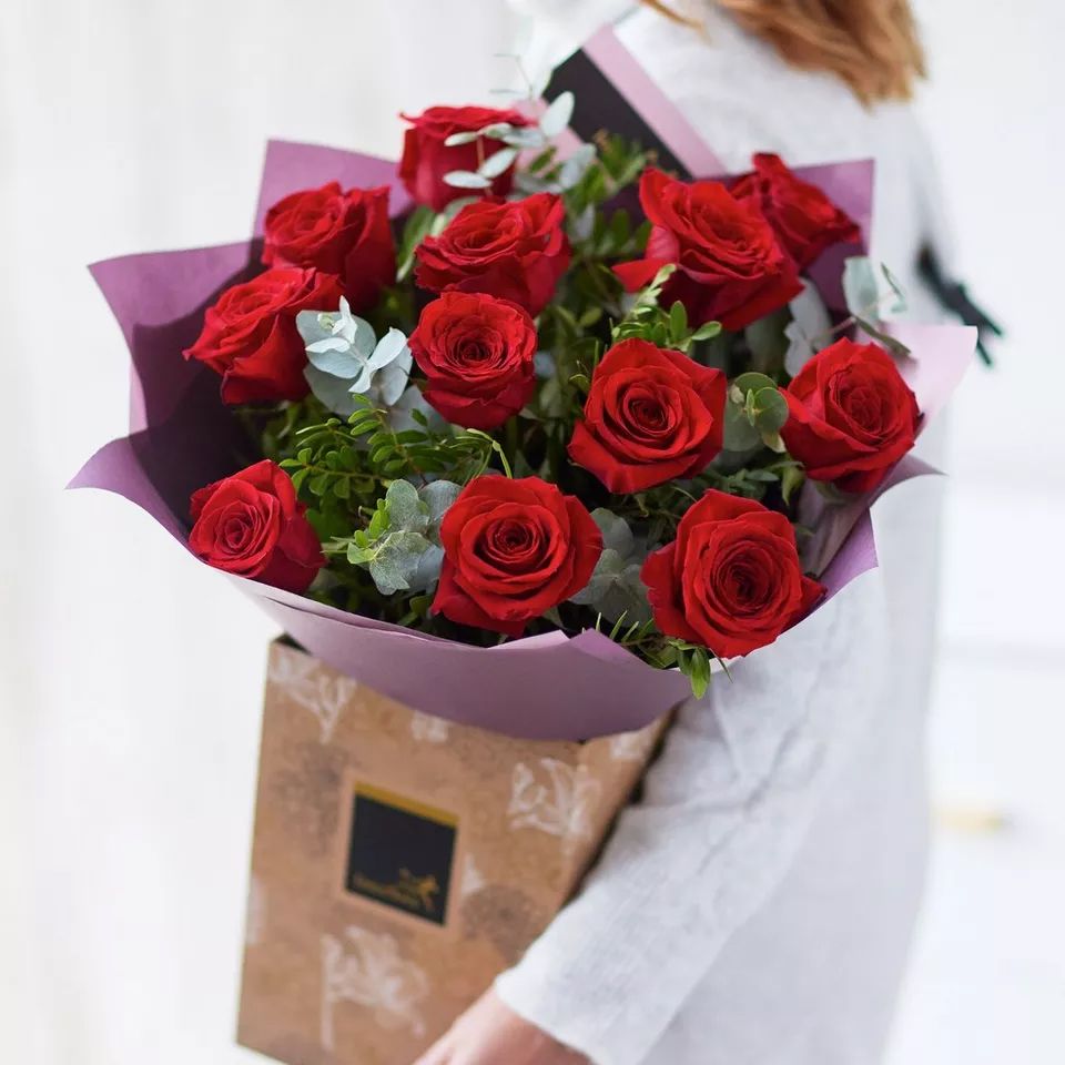 Valentine’s Luxury Dozen Large-headed Red Roses by Interflora