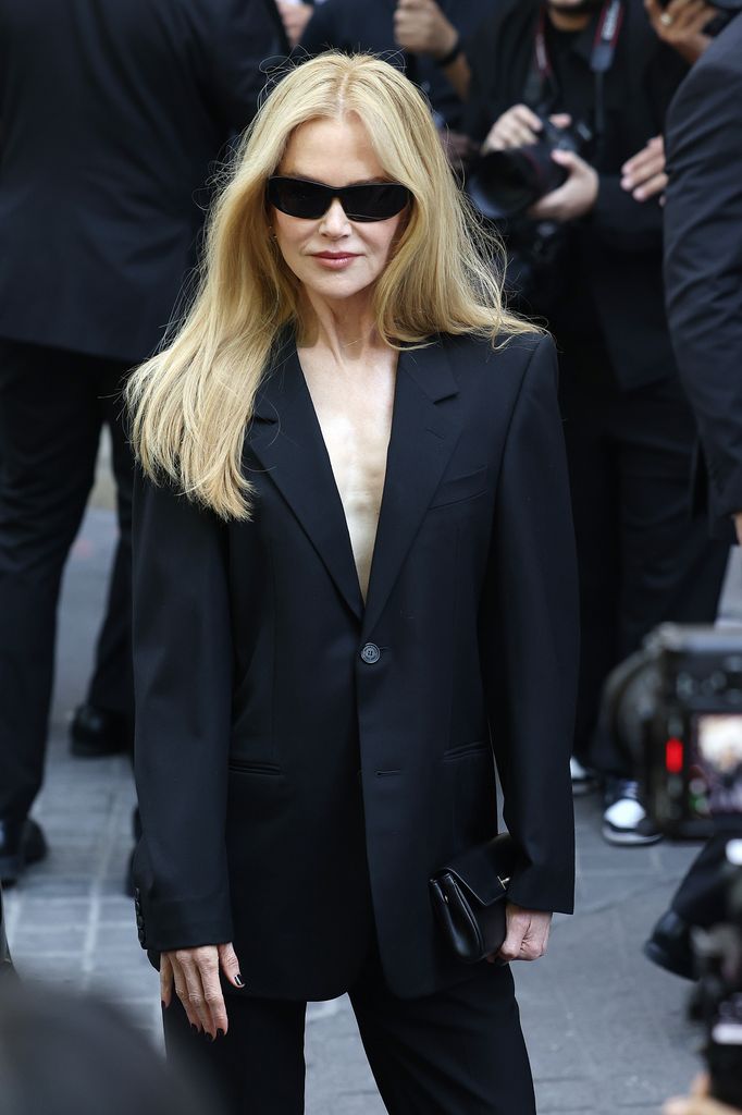Nicole Kidman arrives at Balenciaga during the Haute Couture Fall/Winter 2025/2026