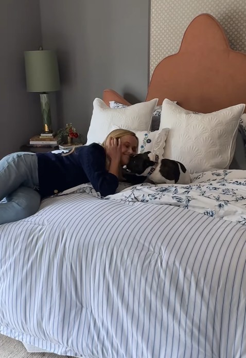 Reese Witherspoon with her dog Minnie