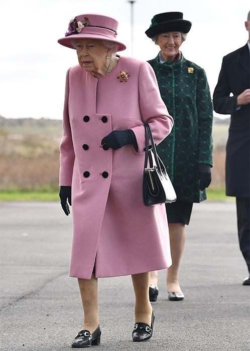 queen pink coat