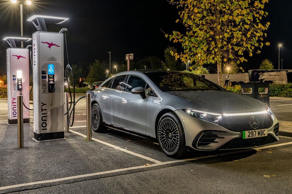 A Mercedes-Benz EQS at a rapid charging station