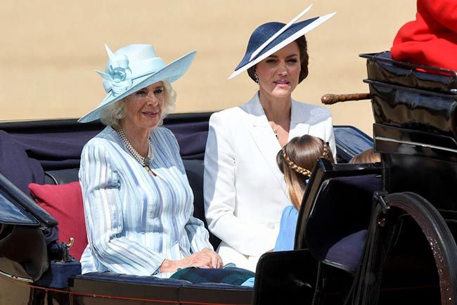 duchess cornwall carriage queen birthday parade