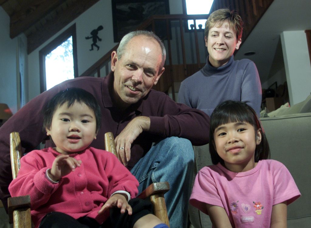 La star du NCIS, Joe Spano, 79 ans, refait surface lors d'une rare apparition publique deux ans après sa dernière apparition à l'écran 5 Joe Spano enfants jeune