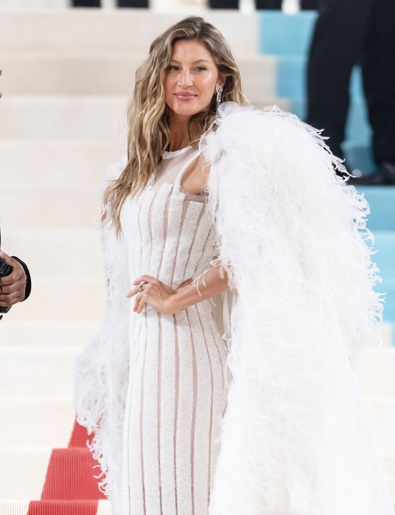 Gisele made her first solo appearance at the Met Gala in 15 years