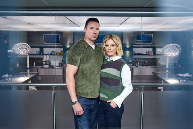 Jack Hodgson (DAVID CAVES) & Dr Nikki Alexander (EMILIA FOX) in Silent Witness