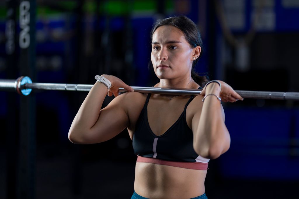  Narrow-Grip Upright Row.