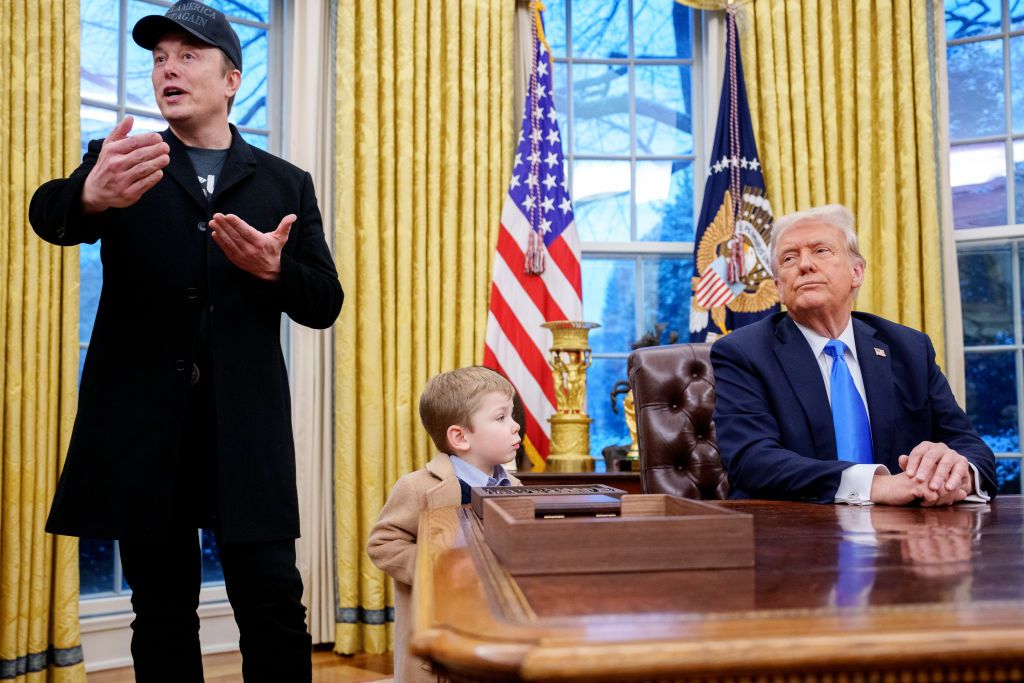 X ran around the Oval Office while Elon answered questions from the press