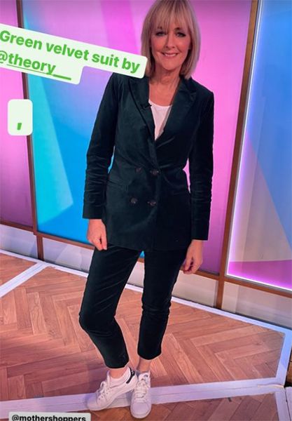 Loose Women's Jane Moore dazzles fans in figure-flattering velvet suit ...