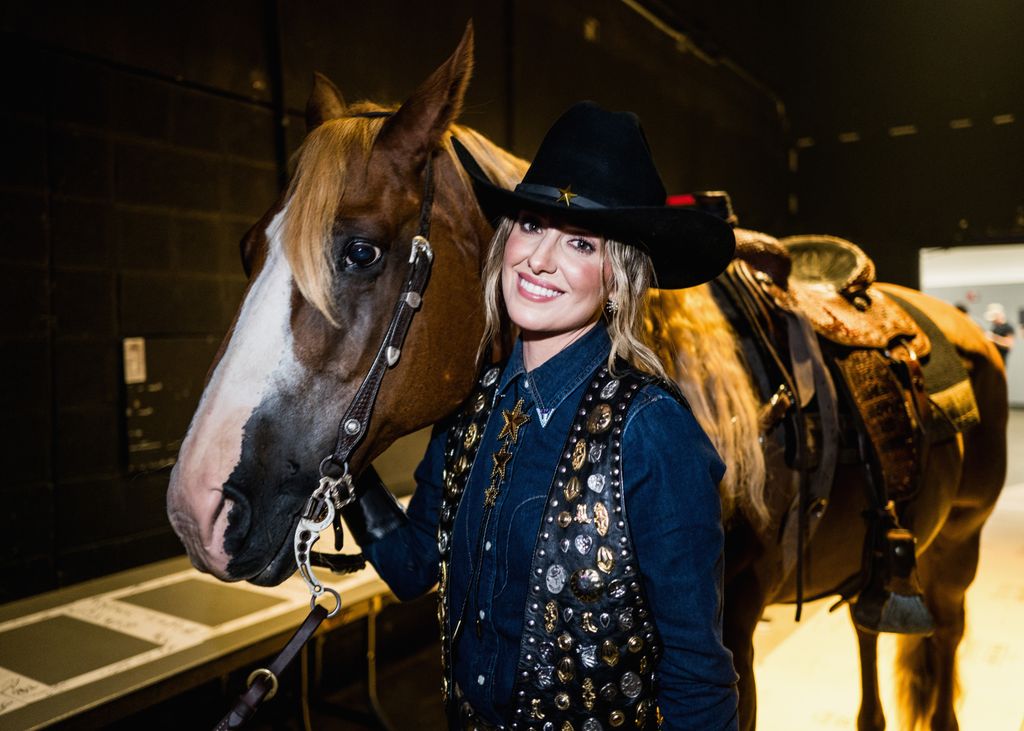Lainey Wilson is seen backstage during the Toby Keith: American Icon tribute at Bridgestone Arena 