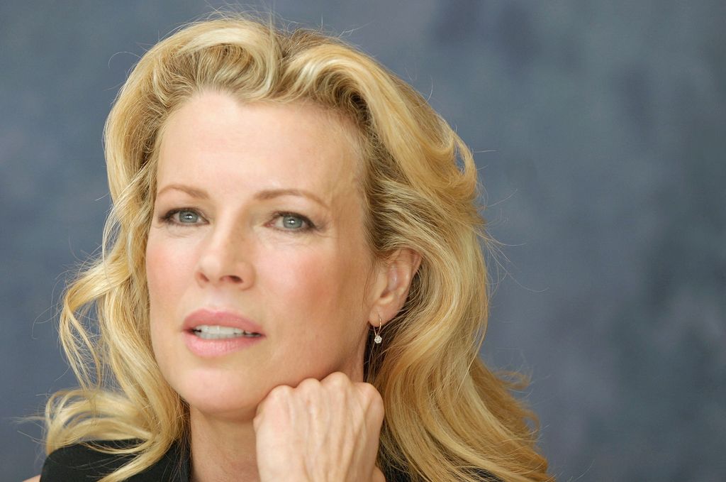 LOS ANGELES - SEPTEMBER 25:  Actress Kim Basinger talks at the Beverly Hills Hotel on September 25, 2006 in Los Angeles, California. (Photo by Piyal Hosain/Fotos International/Getty Images)