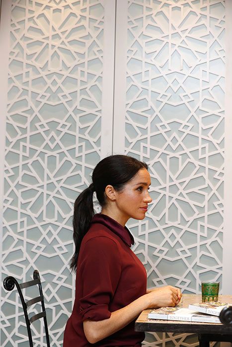 meghan markle at the kitchen