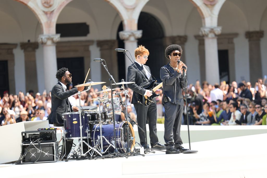 d4vd performs during the runway at the Valentino Spring/Summer 2024 fashion show during the Milan Fashion Week menswear spring/summer 2024 on June 16, 2023 in Milan, Italy