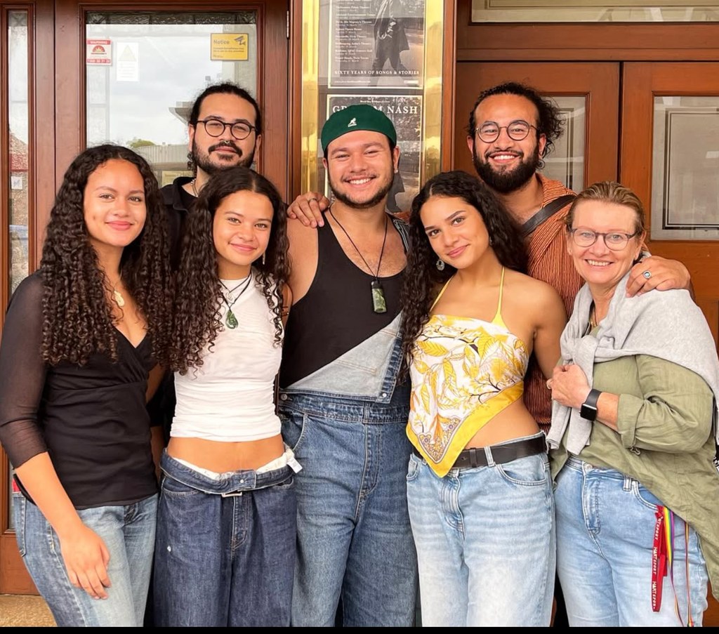 Catherine Laga'aia and her siblings