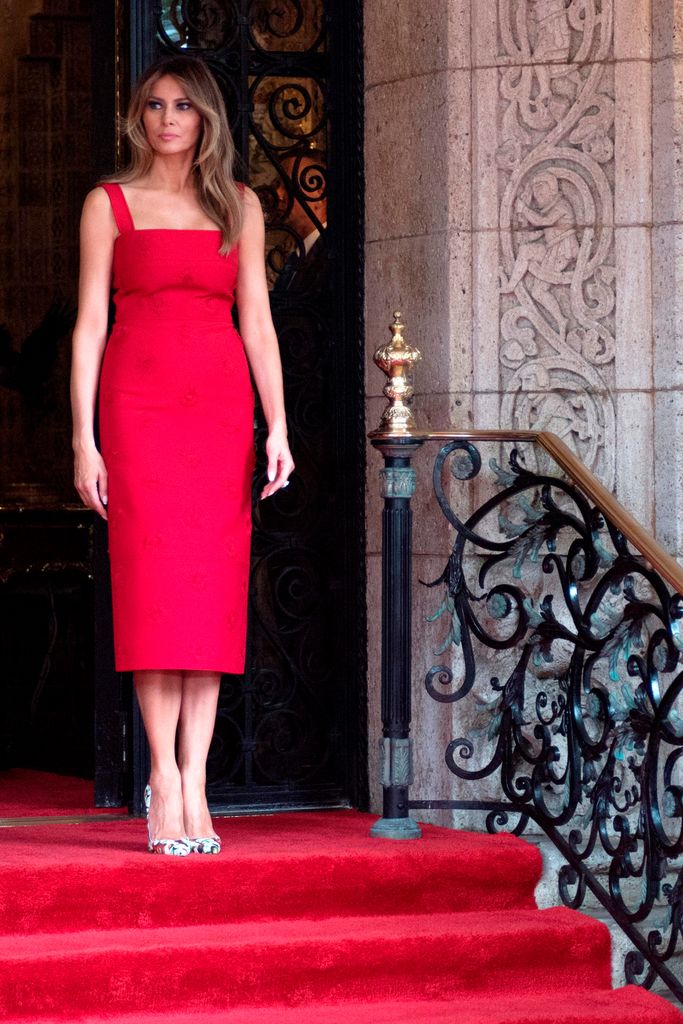 US First Lady Melania Trump awaits the arrival of Chinese President Xi Jinping and his wife Peng Liyuan at the Mar-a-Lago estate in West Palm Beach, Florida, on April 6, 2017