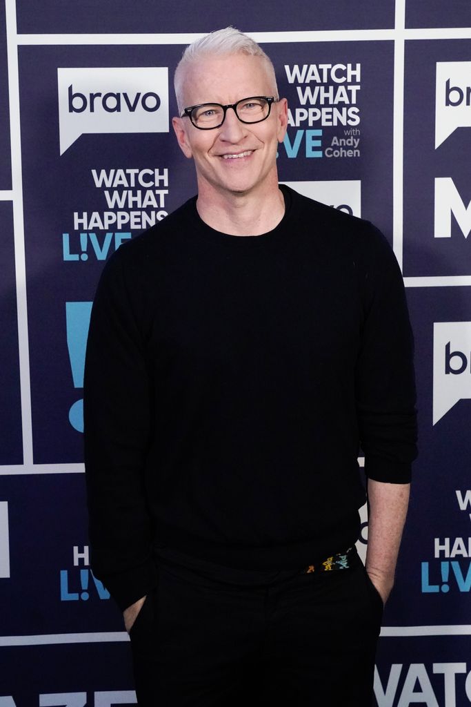 Anderson Cooper smiling at a photo call