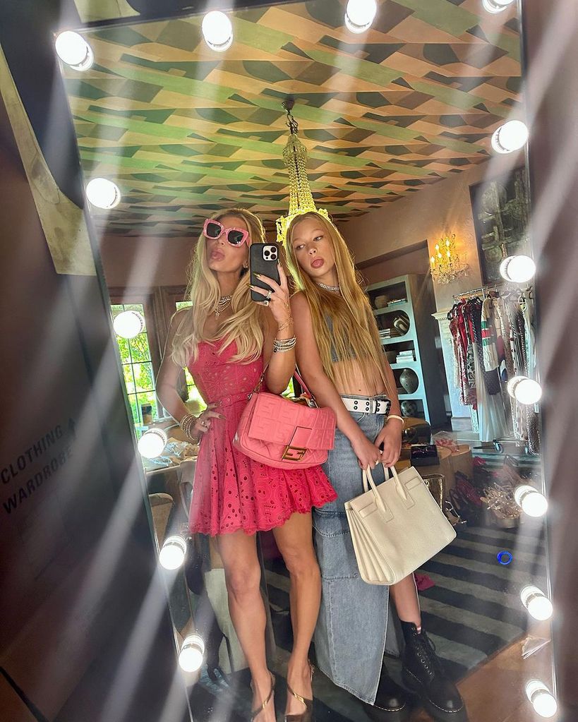 Jessica Simpson poses with lookalike daughter