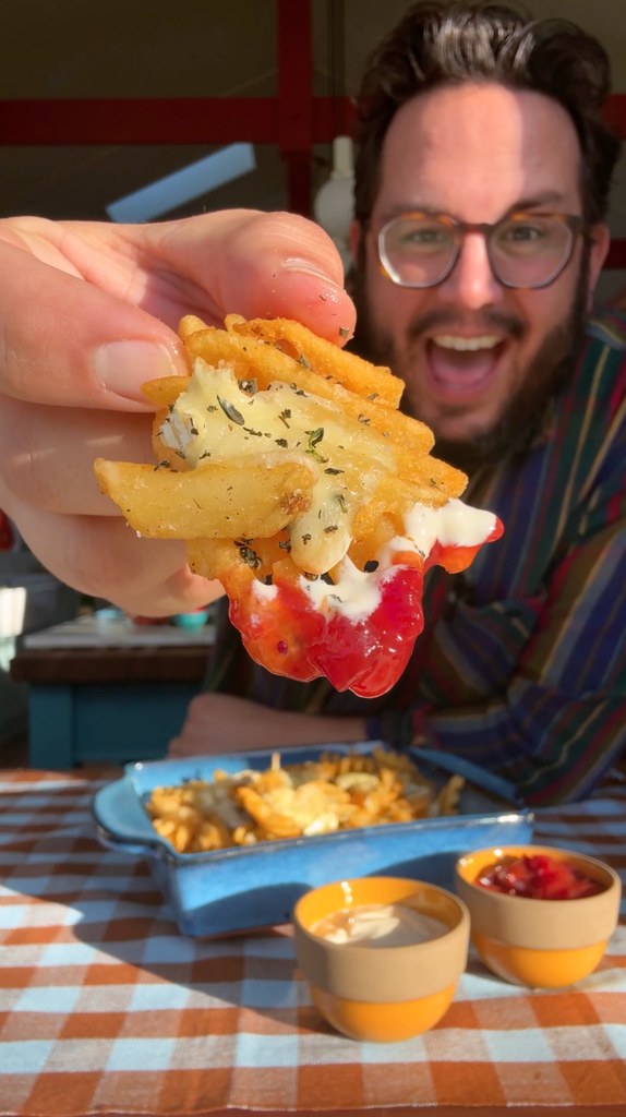 Dan Pelosi cheffing it up